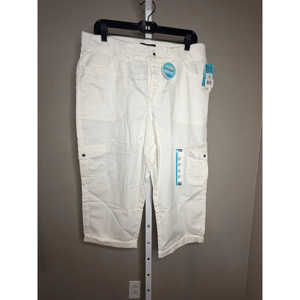 Women's Lee White Relaxed Fit Cargo Capris Size 14